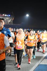 BIB: 02122, 887
                            <button type="button" onclick="openModal(19608578)" class="btn btn-primary btn-sm float-right btn-popup" data-toggle="modal" data-target=".modal-high-quality">
                        <i class="fas fa-shopping-cart"></i> Add to Cart
                    </button>
                                            <button type="button" onclick="isThisMe(19608578, true)" class="btn btn-success btn-sm float-right btn-popup btn-isme hidden" data-toggle="tooltip" data-placement="bottom" title="นี่คือรูปของคุณใช่ไหม คลิกที่นี่เพื่อเอาเข้าอัลบั้ม">
                        <i class="fas fa-plus"></i> Add to album
                    </button>
                    <button type="button" onclick="isThisMe(19608578, false)" class="btn btn-warning btn-sm float-right btn-popup btn-isnotme hidden">
                        <i class="fas fa-ban"></i> Remove from album
                    </button>